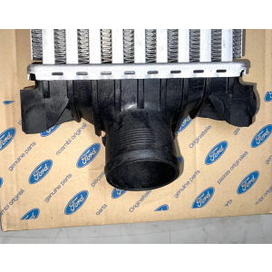 Original Ford Transit MK7 MK8 2.2 CR TC Turbo Ladeluftkühler 01/2014 1881209 NEU