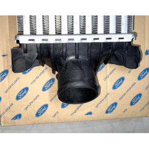 Original Ford Transit MK7 MK8 2.2 CR TC Turbo Ladeluftkühler 01/2014 1881209 NEU